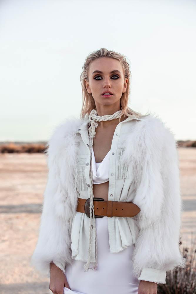 Elodie Cropped Fur Jacket in Snow - Mode & Affaire