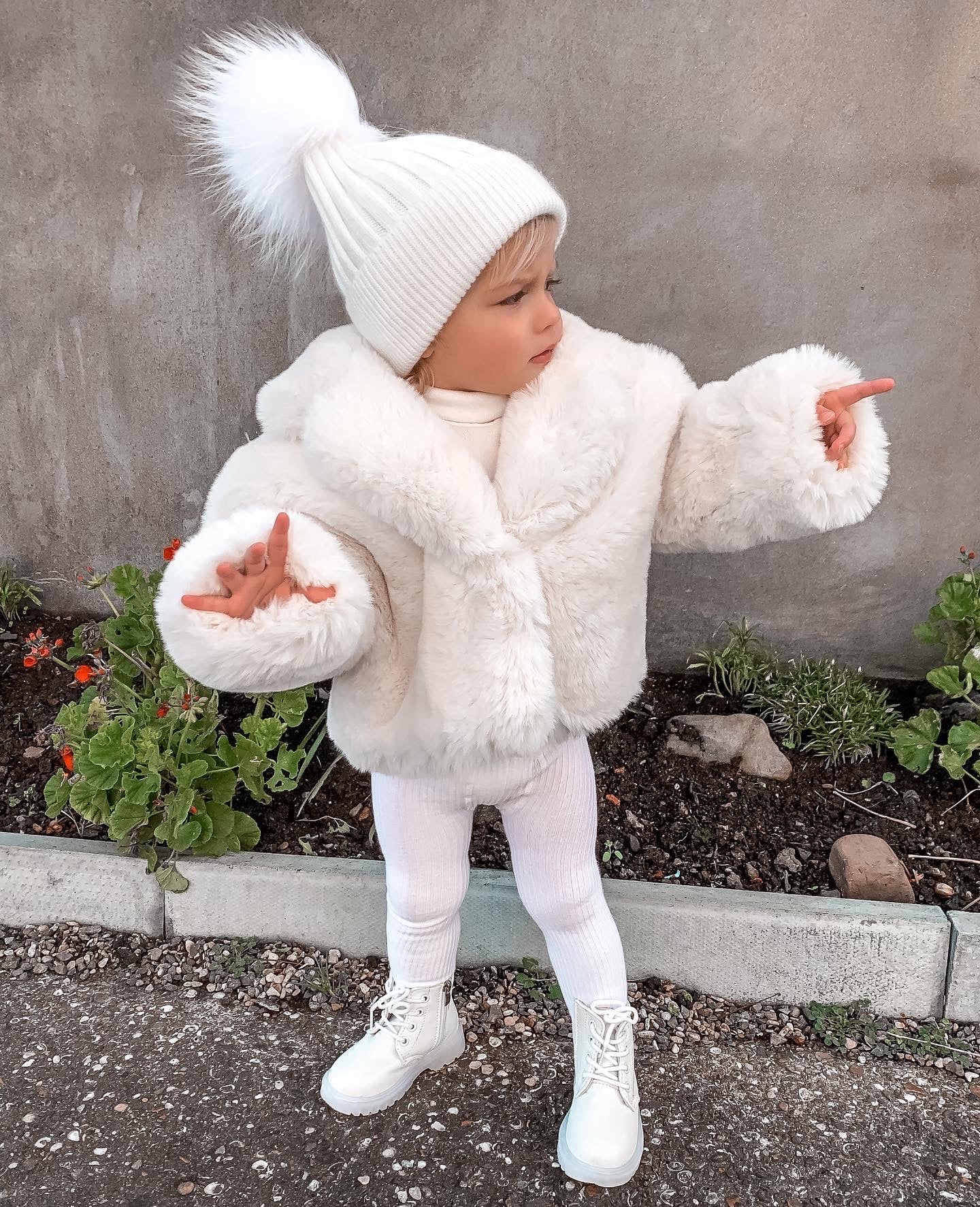 Kids Angora Beanie Snow - Mode & Affaire