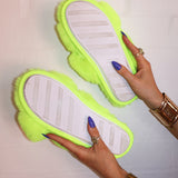 Luinluland X M&A - The Slippers in Neon