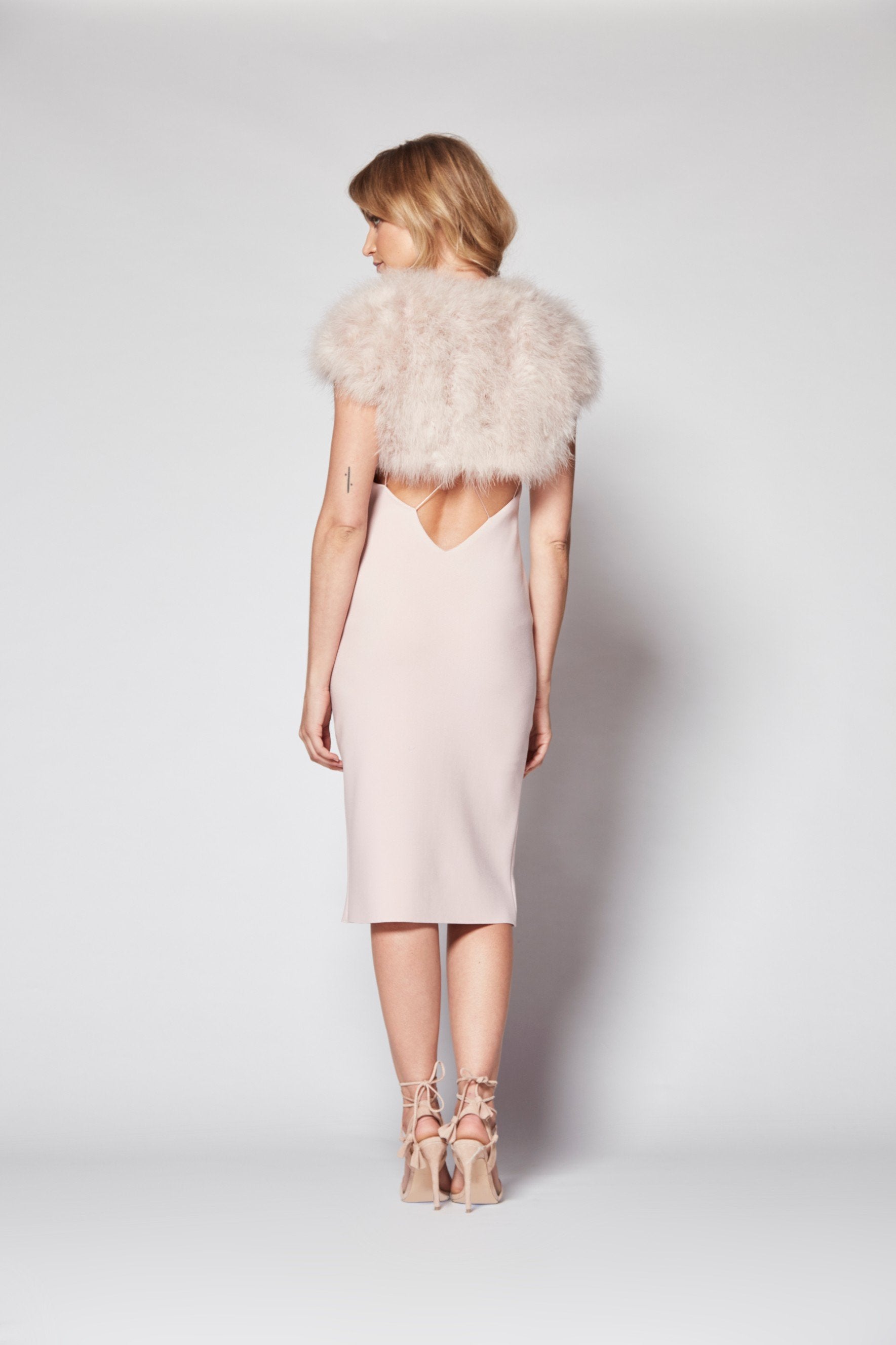 Plume Blush Feather Bolero - Mode & Affaire